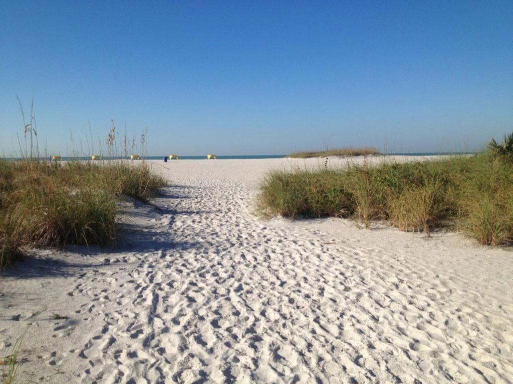 Tropic Terrace #41 - Beachfront Resort St. Pete Beach Luaran gambar